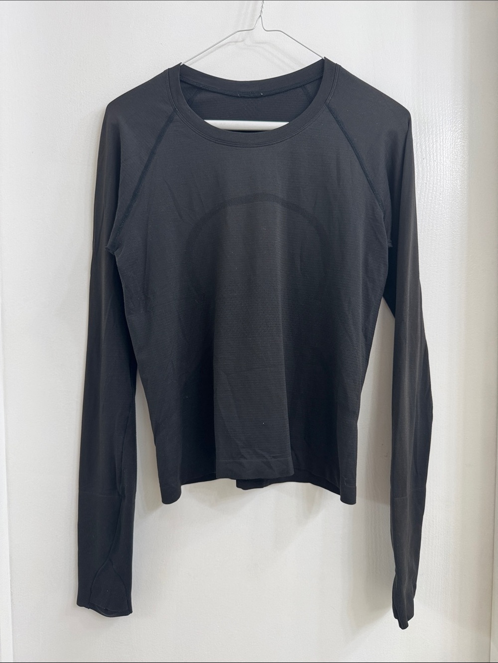 lululemon athletica Black Long-Sleeve Crew Performance Top